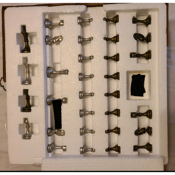 Cardinal 2002 Pewter & Wood 4 Game Set Checkers Backgammon Tic Tac Toe Chess - Picture 4 of 6